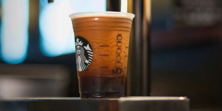 What temperature does Starbucks brew coffee?